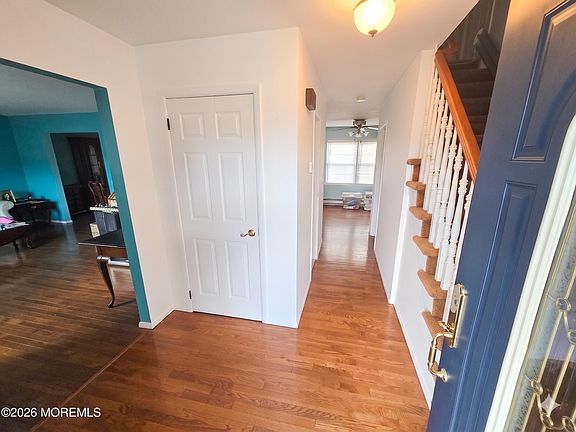 5th image of 300 Pennington Court