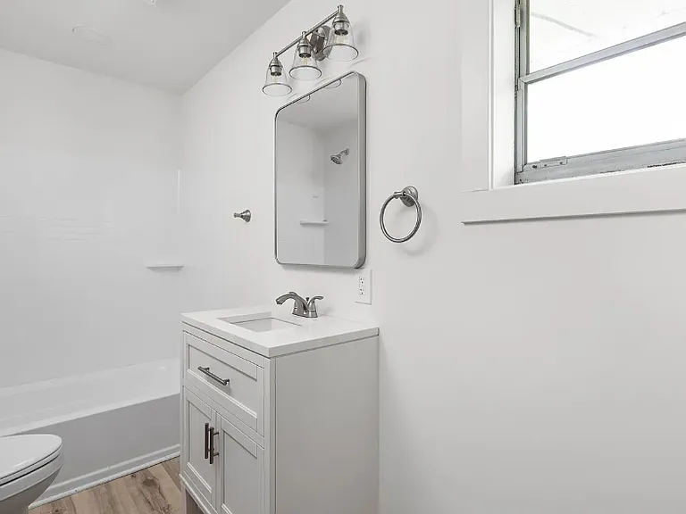 207 Stephen Ct — Photo 19