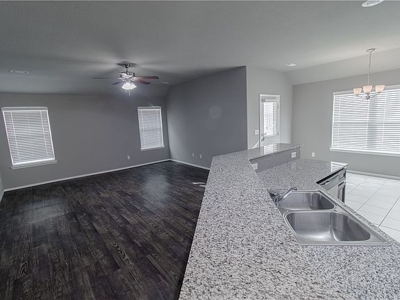 4th image of 207 Cherrywood Cv