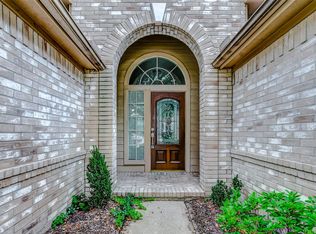 7039 Clustering Oak Ct, Richmond, TX 77407