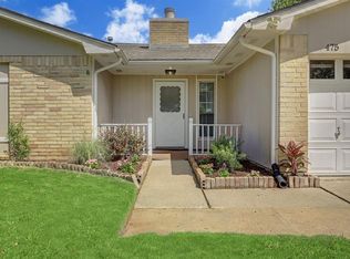 475 Buoy Rd, Webster, TX 77598