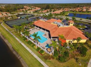 6435 Oxford Cir, Vero Beach, FL 32966
