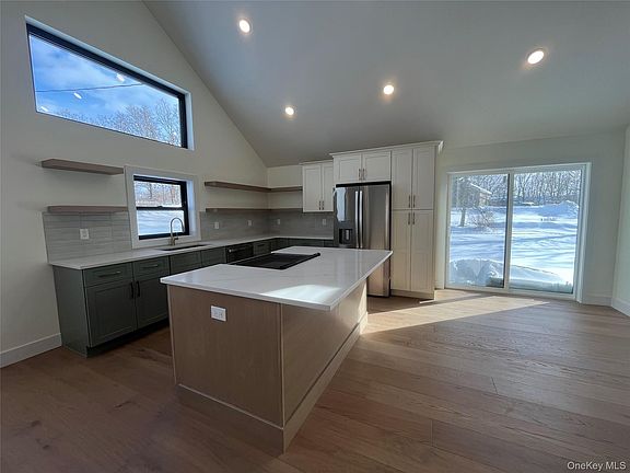 5th image of 119 Bakertown Road