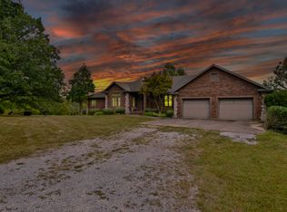 1602 Equestrian Road, Ozark, MO 65721