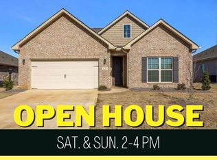 121 Heritage Lakes Blvd, New Market, AL 35761
