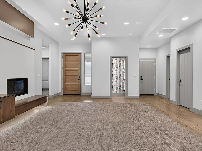 6063 W Baron St — Photo 20