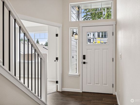 5th image of 12026 126th Avenue Ct E #15