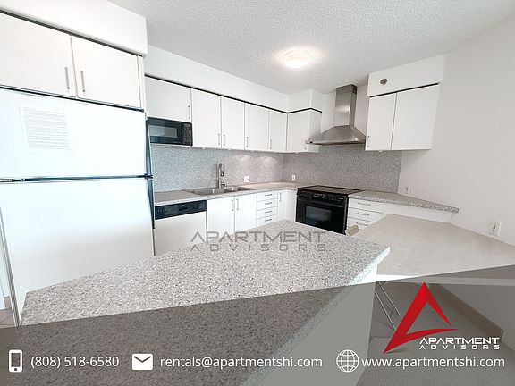 2nd image of 801 S King St APT 1106