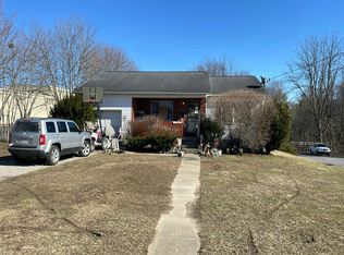 629 S Oakwood Ave, Beckley, WV 25801