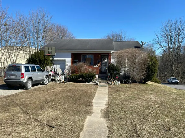 629 S Oakwood Ave, Beckley, WV 25801