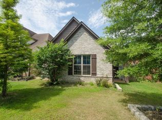 6905 Raleigh Lagrange Rd, Cordova, TN 38018