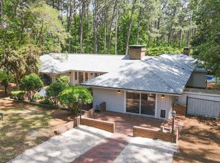 292 Old Dewberry Ln, Southern Pines, NC 28387