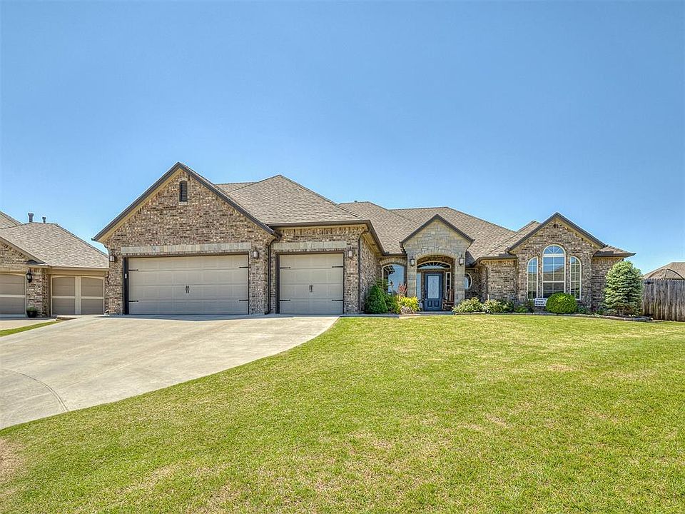 1st image of 705 Evening Dr
