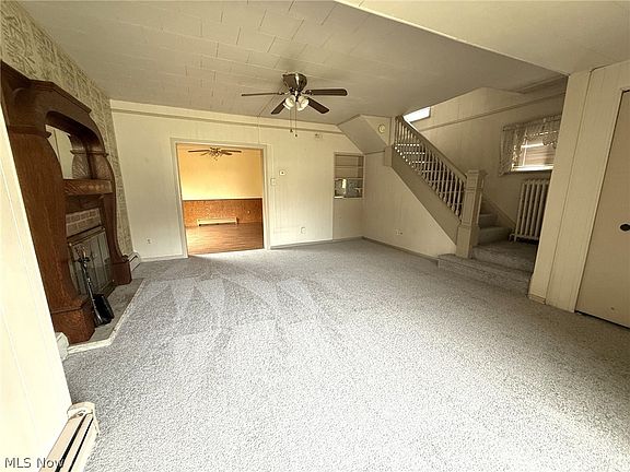 3rd image of 85 Smithsonian St