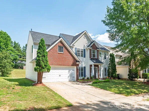 2508 Oakdale Creek Ln #17, Charlotte, NC 28216