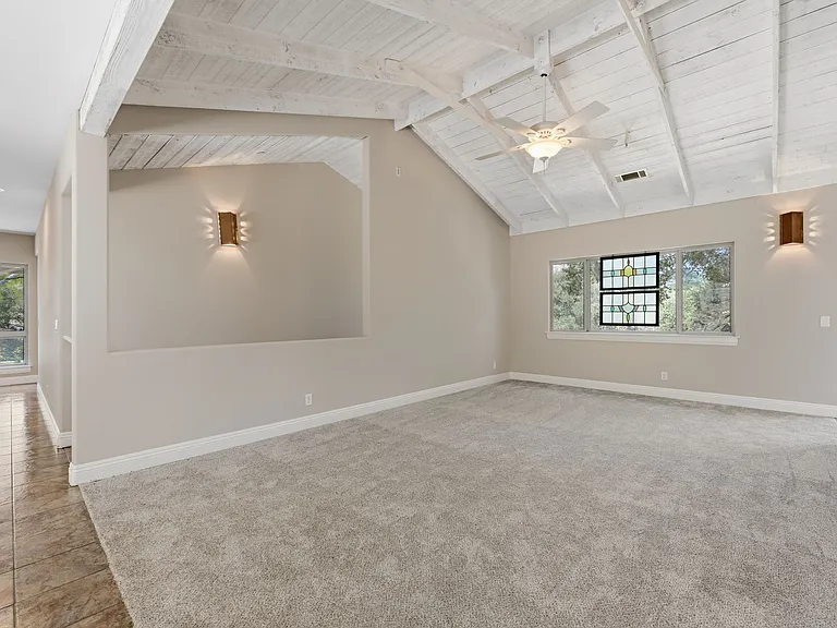 1585 Tecalote Dr — Photo 7