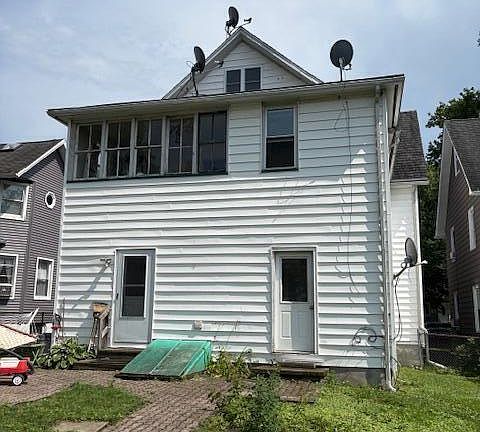 2nd image of 282 Rutter Ave