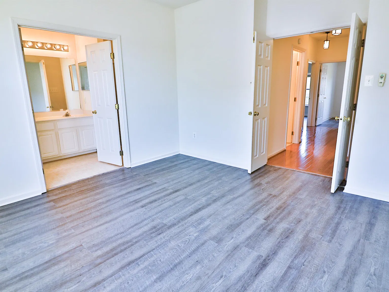 526 Redland Blvd, Rockville MD 20850 - 1 — Photo 3
