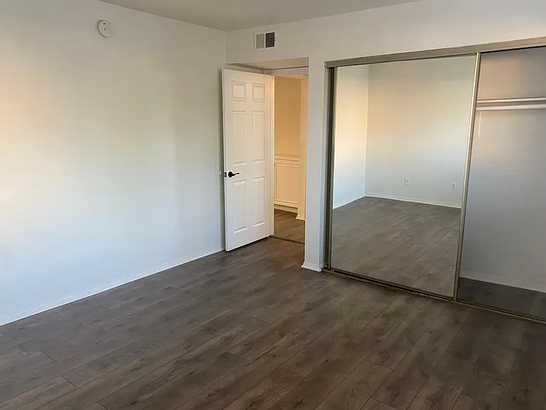 14116 Tiara St #2 — Photo 13
