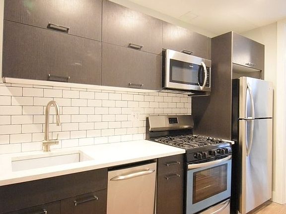 5th image of 558 W 151st St APT 5