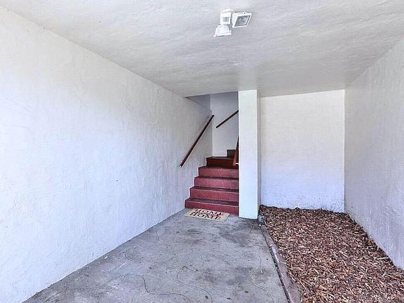 5th image of 306 Victoria St #306