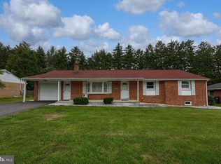 2724 Royal Rd, Lancaster, PA 17603