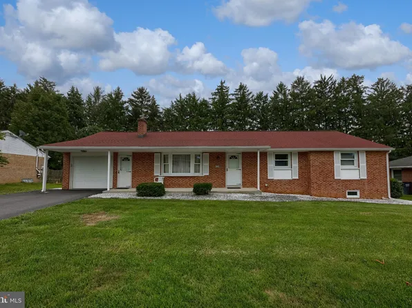 2724 Royal Rd, Lancaster, PA 17603