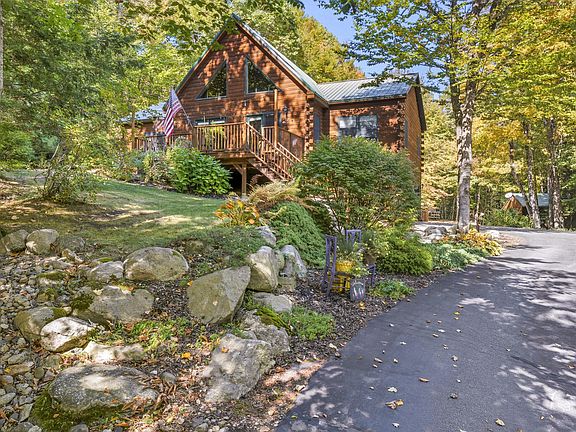 2nd image of 27 Bull Run