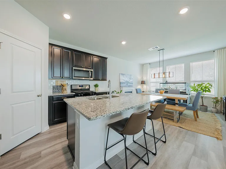 821 Lone Peak Way — Photo 11