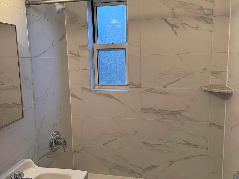68-45 Cloverdale Blvd #2B — Photo 6