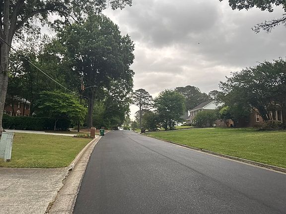 4th image of 3993 Glen Meadow Dr