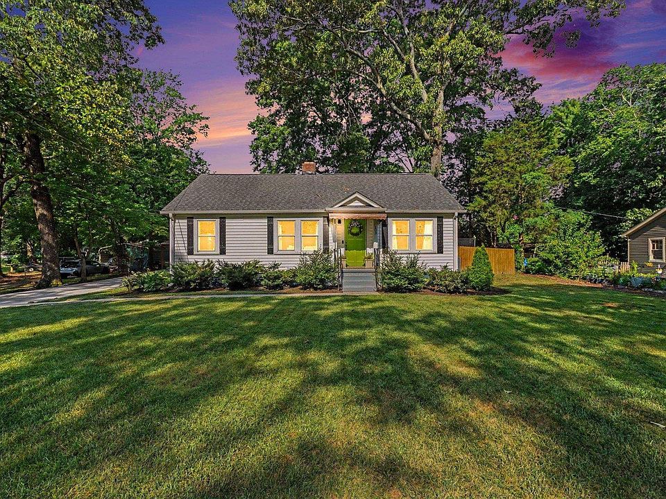 1st image of 103 Sutton Dr