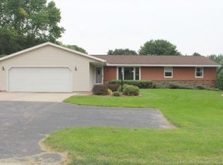 2754 Shawano Ave, Green Bay, WI 54313