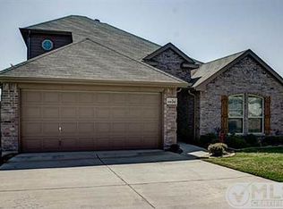 6820 Falconer Way, Fort Worth, TX 76179