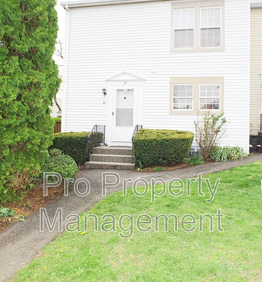 97 Park Ave #10 — Photo 15