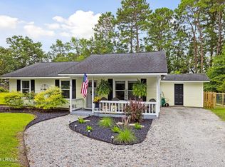 18 Hewlett Rd, Beaufort, SC 29907