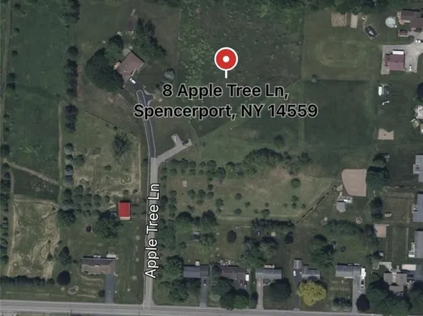 8 Apple Tree Ln #2, Spencerport, NY 14559