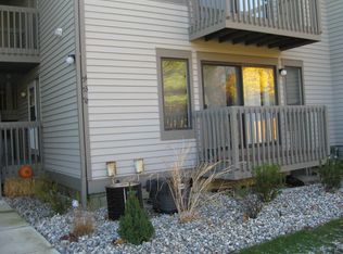 52 Sam Bonnell Dr #404, Clinton, NJ 08809