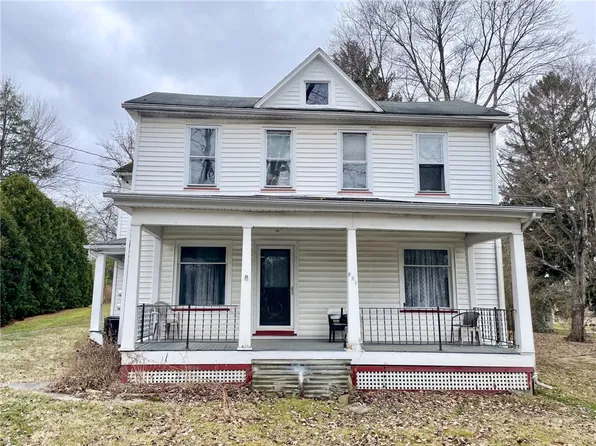 331 N Pitt St, Mercer, PA 16137