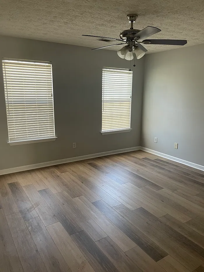 2 bed, 2.5 bath, $1,395 — Photo 4