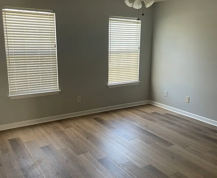 6331 Wellington Walk Way — Photo 4