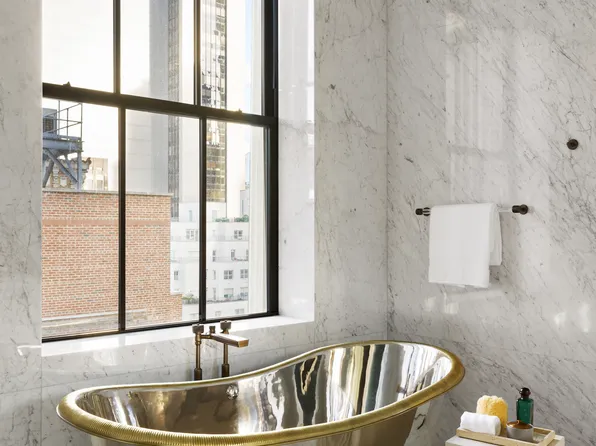 111 West 57th Street image 12 of 34