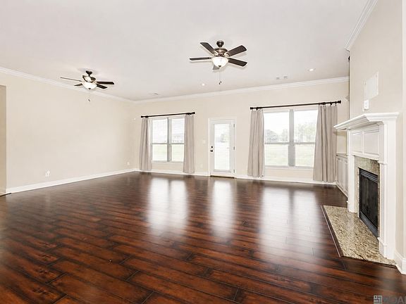 4th image of 37436 Amalfi Dr
