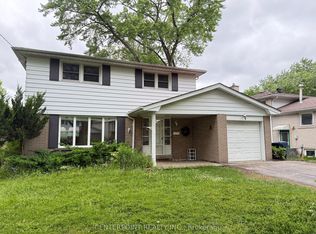 4 Bellbury Cres, Toronto, ON M2J 2J7