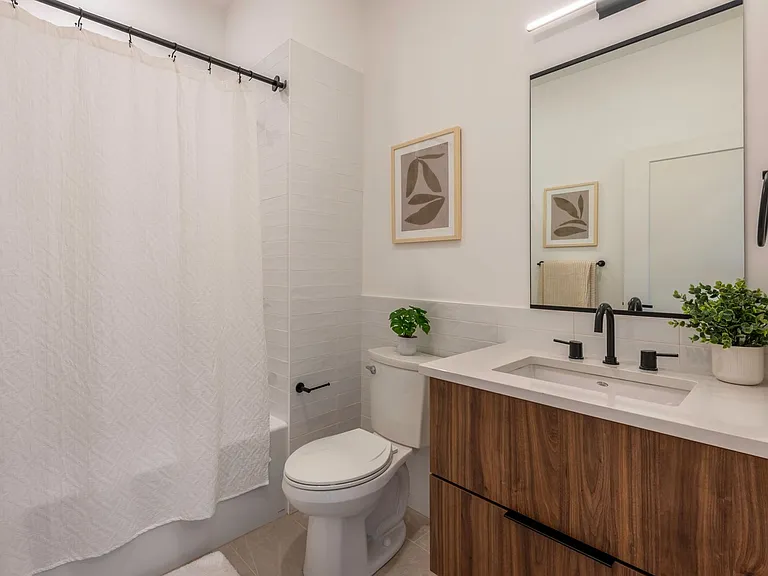 Verge Residences — Photo 43