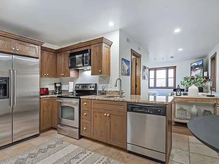2260 Park Ave #13 — Photo 8
