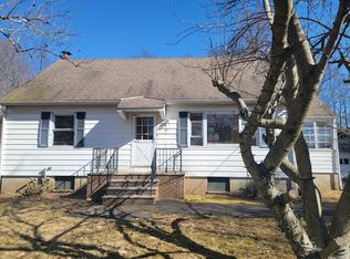 19 Kuntz Ave, Berkeley Heights, NJ 07922