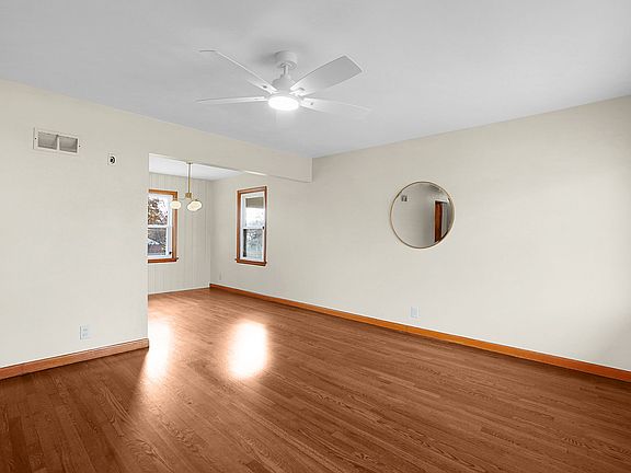 4th image of 10228 Dandridge Dr