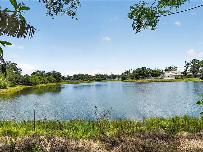 4230 Shady Oaks Ct — Photo 30