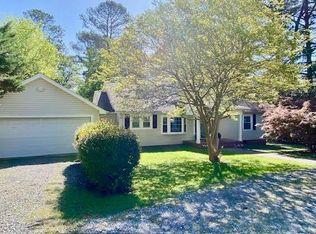 715 Ridgewood Ln, Dalton, GA 30720